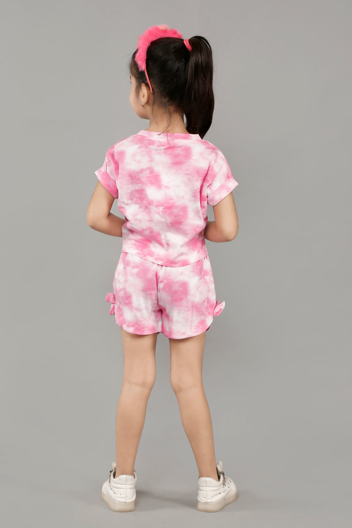 HOT PANT AND FB TOP
