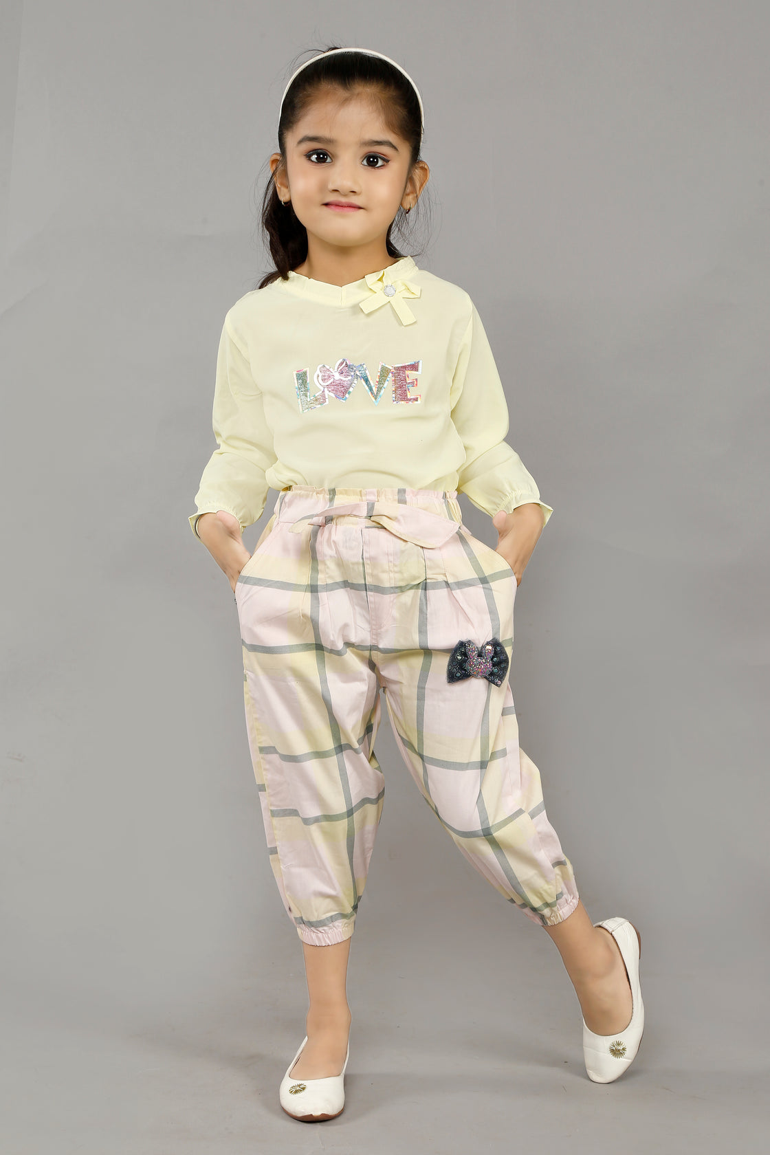 MULTI LOVE TOP AND CAPRI PANT