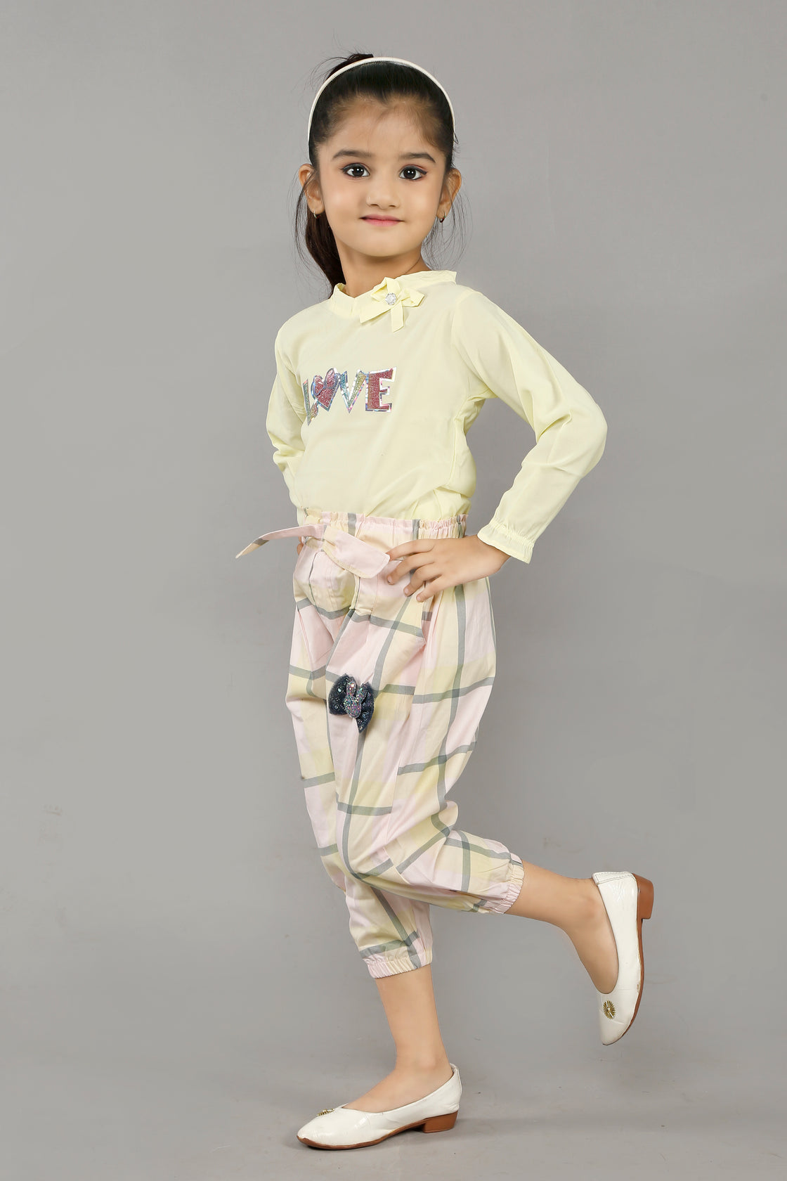 MULTI LOVE TOP AND CAPRI PANT