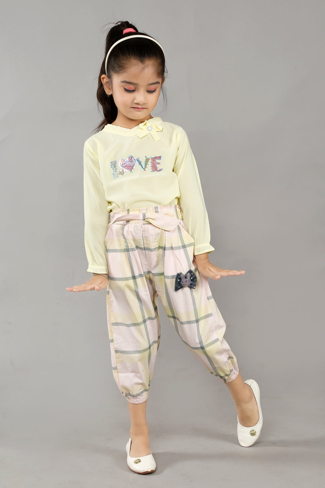 MULTI LOVE TOP AND CAPRI PANT
