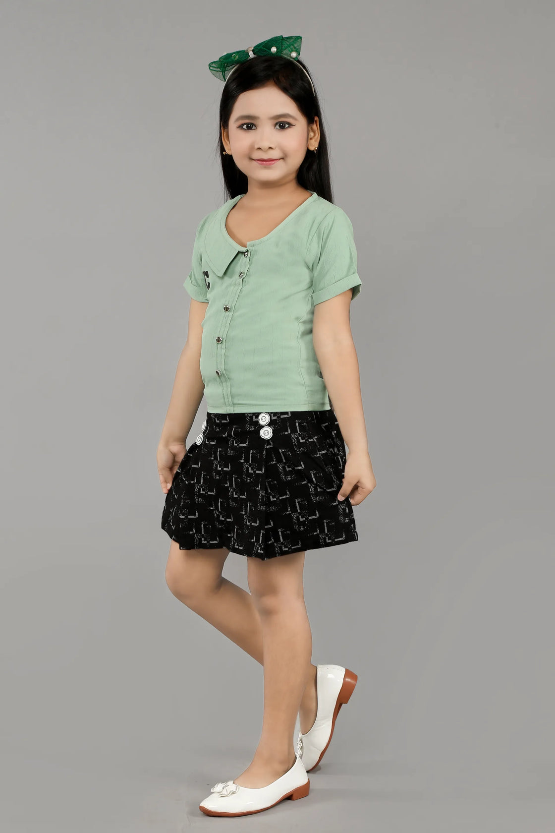 Eurynome Kidswear Girls – Chic Skirt & Top, Crushed Pink Collar Top, COCO Label, Jacquard Mini Skirt, Geometric Embossed Pattern, Stylish Ages 3-6.