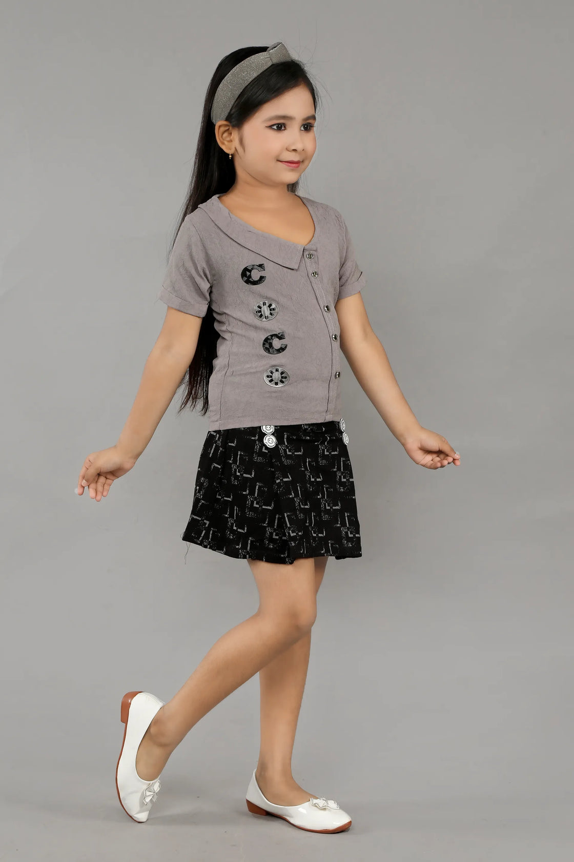 Eurynome Kidswear Girls – Chic Skirt & Top, Crushed Pink Collar Top, COCO Label, Jacquard Mini Skirt, Geometric Embossed Pattern, Stylish Ages 3-6.