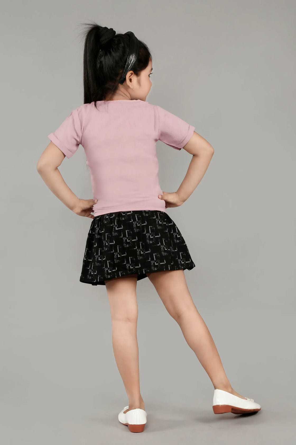 Eurynome Kidswear Girls – Chic Skirt & Top, Crushed Pink Collar Top, COCO Label, Jacquard Mini Skirt, Geometric Embossed Pattern, Stylish Ages 3-6.