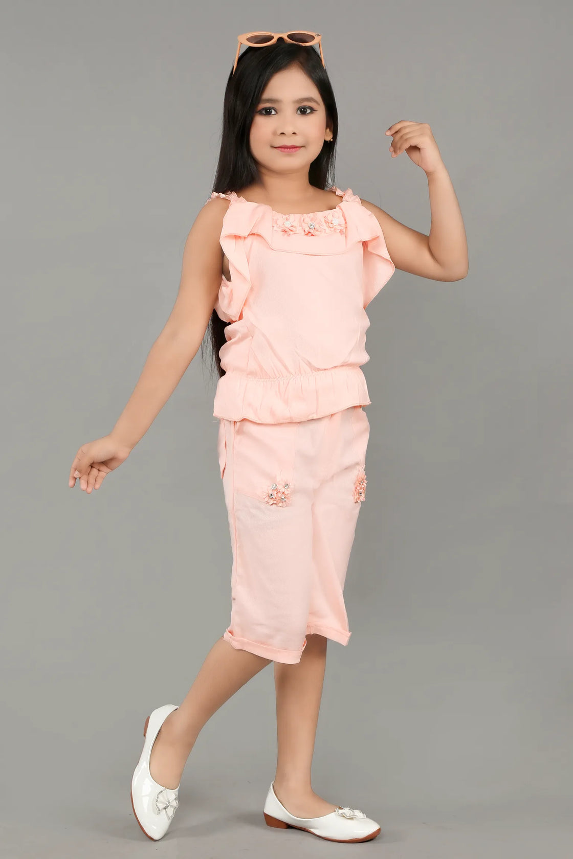 Eurynome Kidswear Girls – Cut Shoulder Floral Set, Handmade Embroidered Flowers, Frilled Straps, Soft Textured Sleeveless Top, Pocketed Capris, Stylish & Comfortable Ages 3-6.