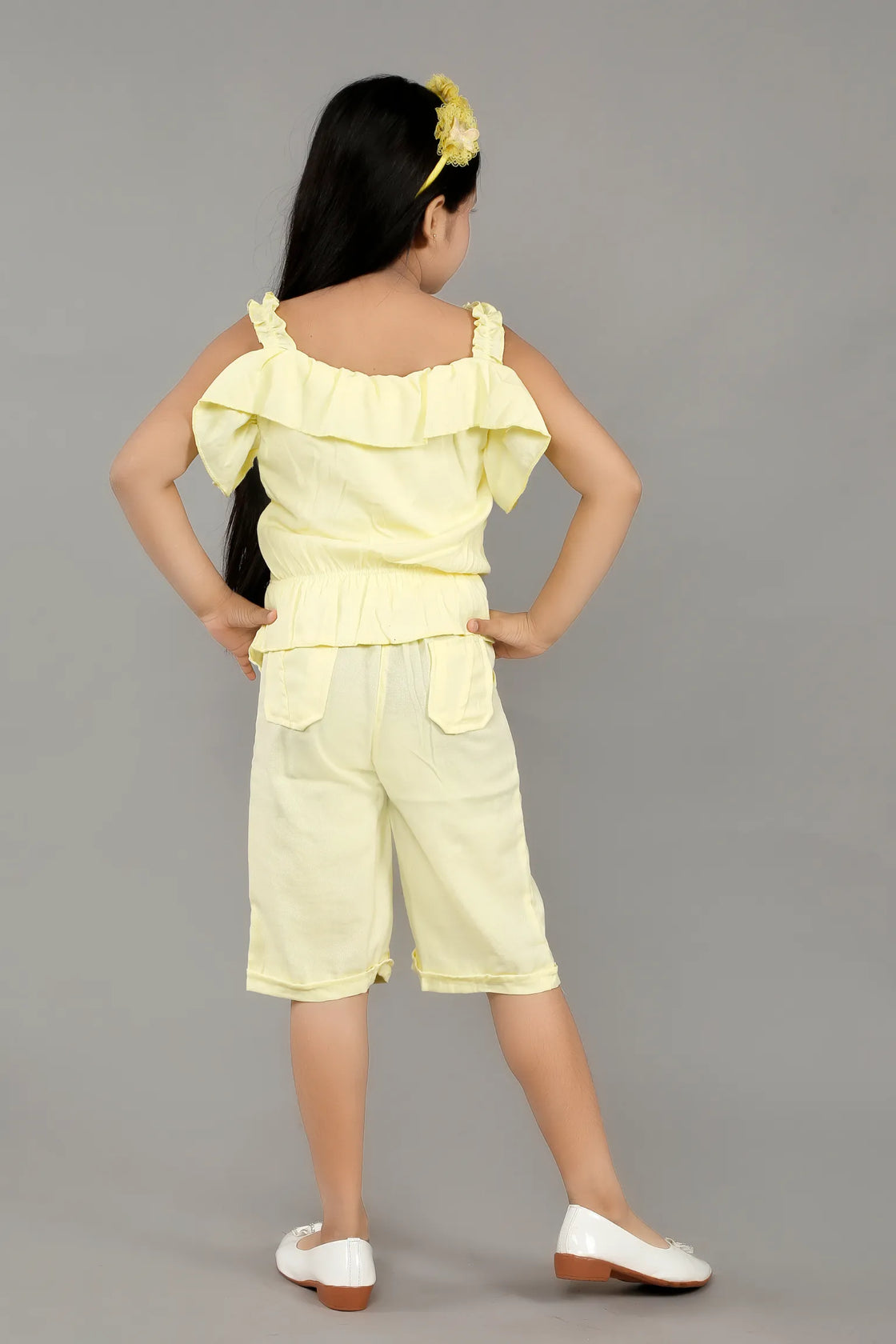 Eurynome Kidswear Girls – Cut Shoulder Floral Set, Handmade Embroidered Flowers, Frilled Straps, Soft Textured Sleeveless Top, Pocketed Capris, Stylish & Comfortable Ages 3-6.