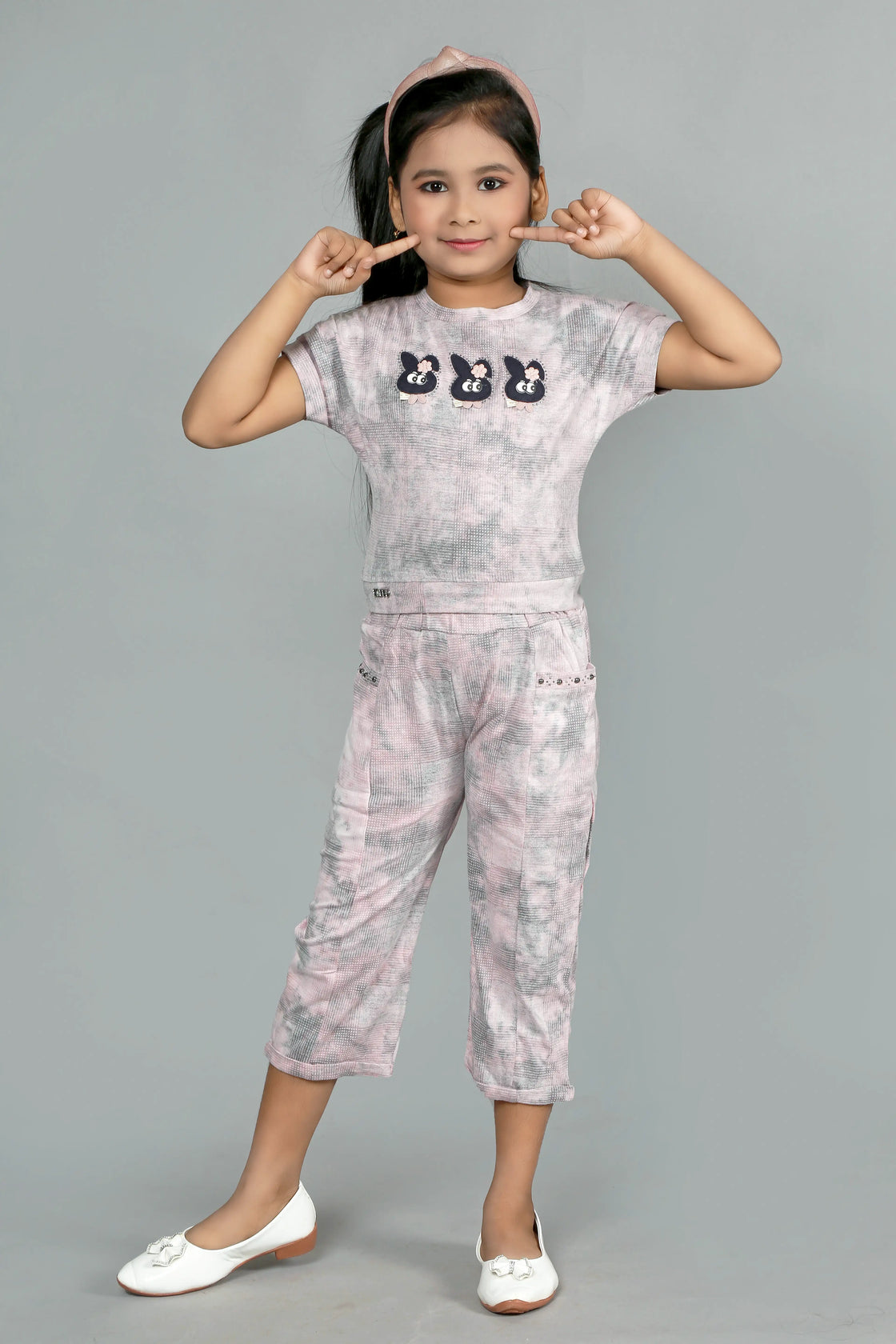 Eurynome Kidswear Girls – Fancy Co-ord Set, Unique Checks, Handcrafted Gun-Metal Accents, Extra-Comfort Swade Finish, Standout Style Ages 3-6.