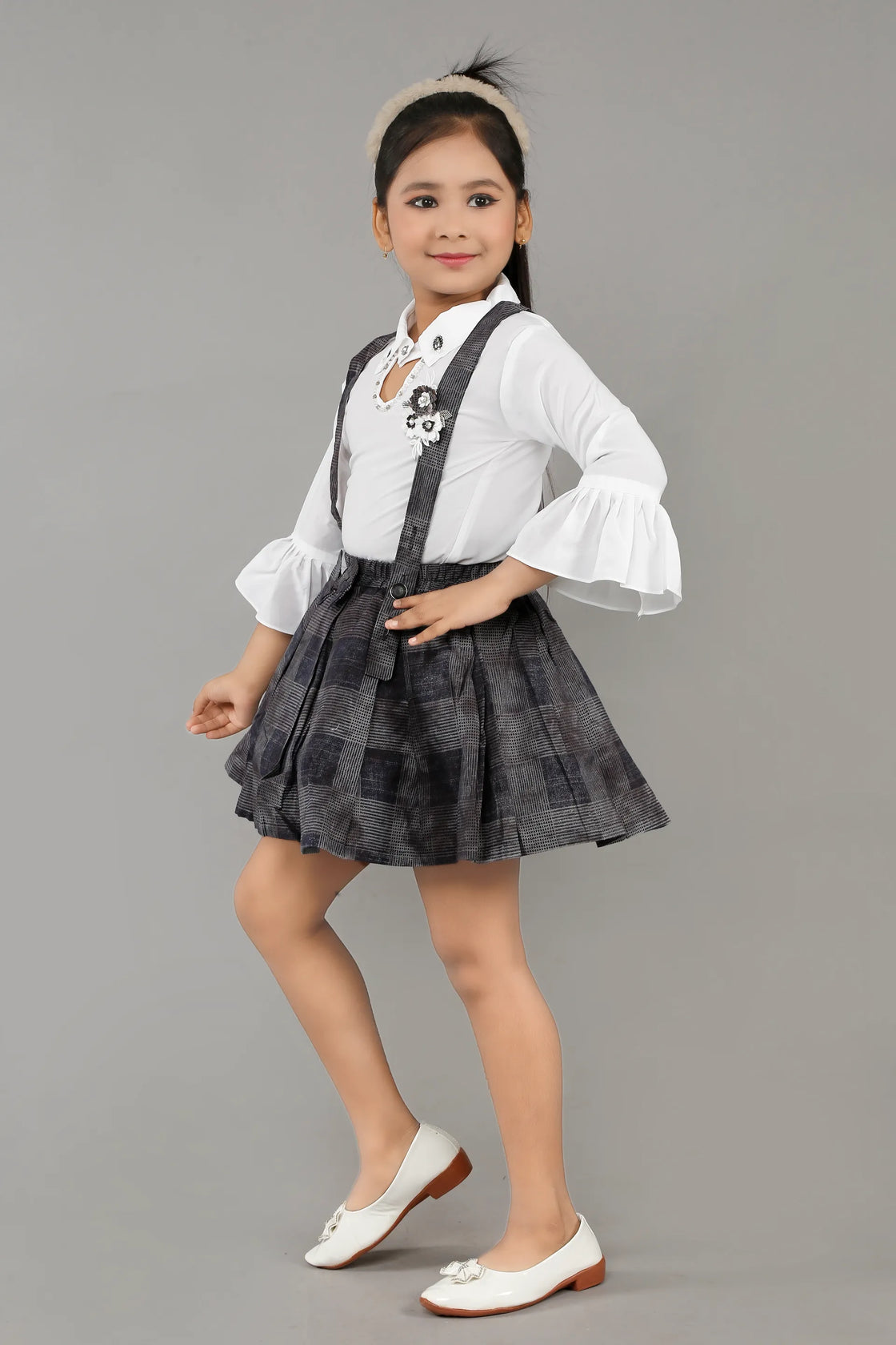 Eurynome Kidswear Girls – Fancy Top & Gallus Skirt Set, Hand Embroidered Floral Broach, Frilled Sleeves, Puffy Mercerized Checked Skirt, Bow Center, Party Classic for Ages 3-6