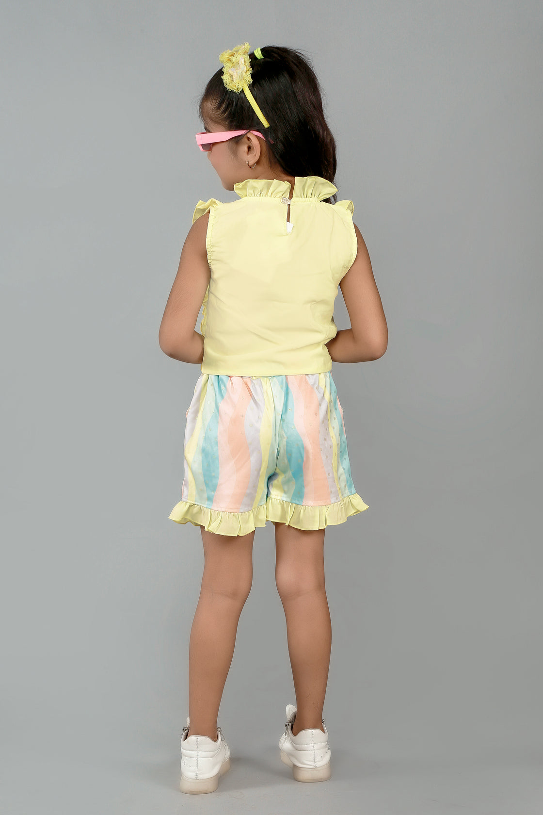 FANCY TOP AND SHORT PANT