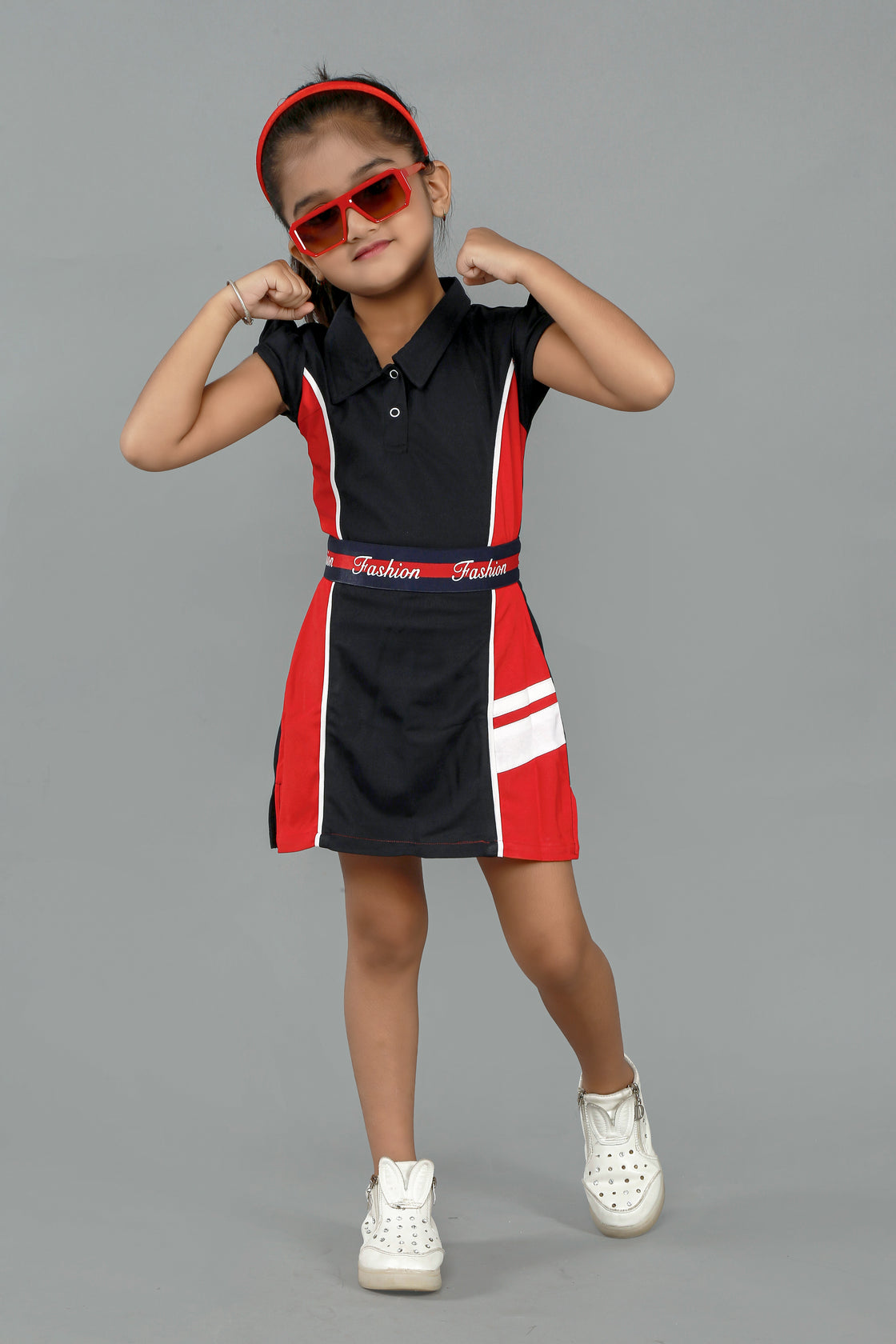 FASHION SPORTS SKIRT & TOP