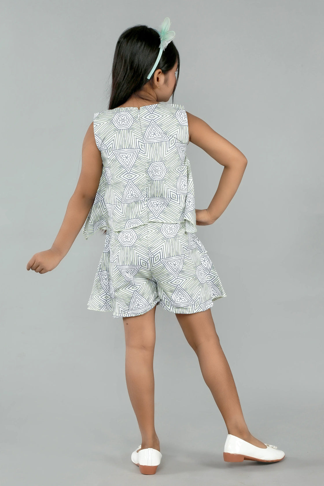 Eurynome Kidswear Girls – Geometric Romper Frock, Pure Cotton, Flowy Sleeveless All-Season Comfort, Handcrafted Neck Flower, Ages 3-6.