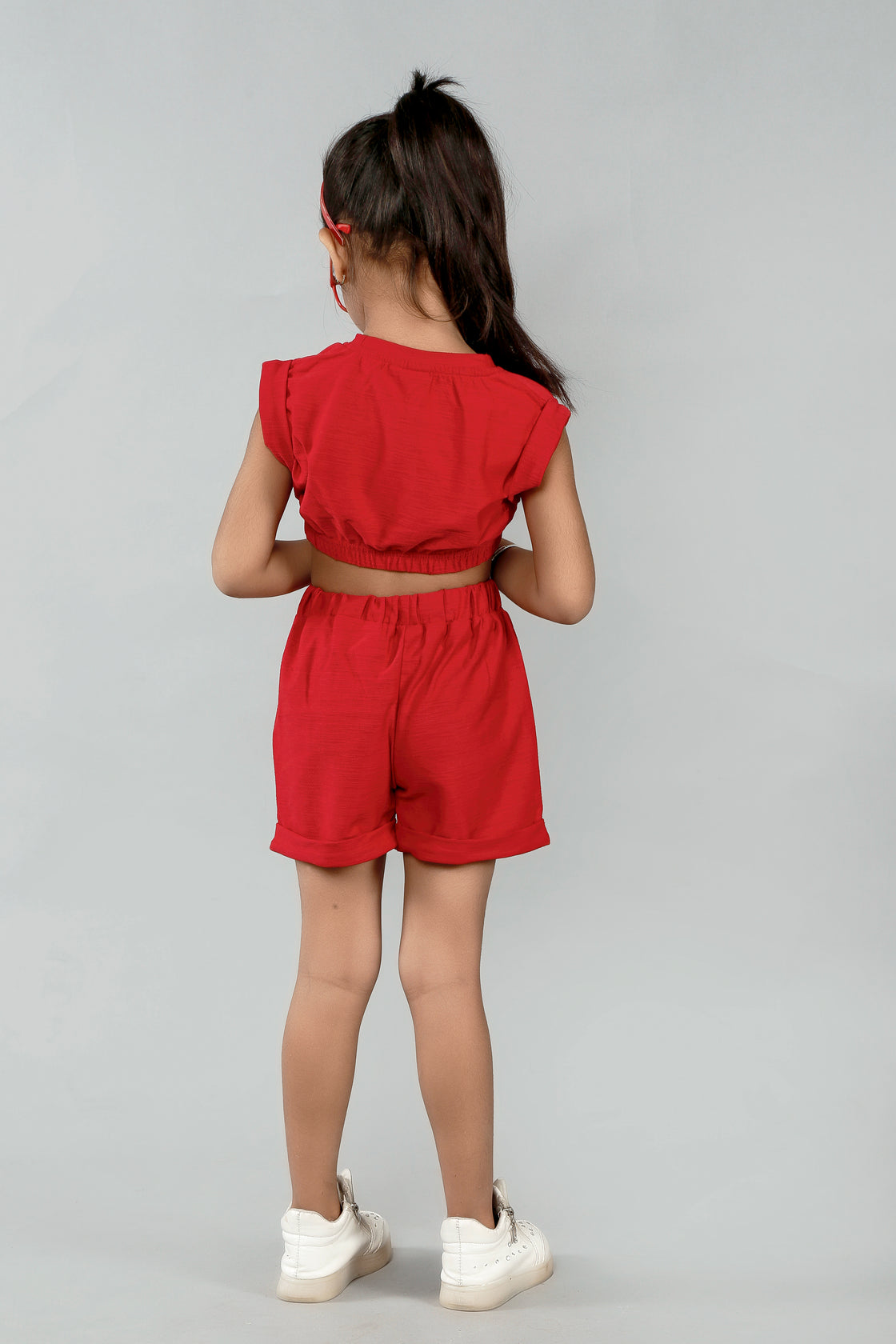 GIRLS CROP TOP AND HOT PANT