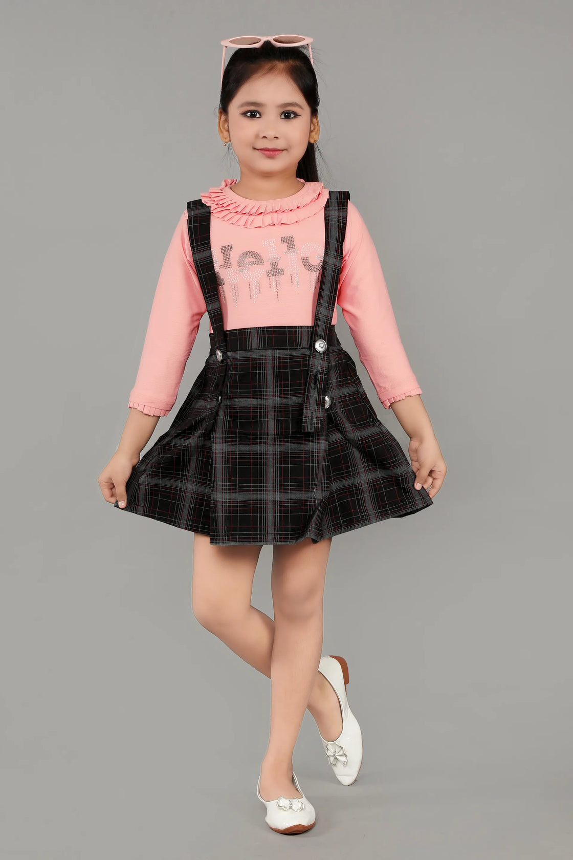 Eurynome Kidswear Girls – HELLO Gallus Skirt & Top Set, Emboz hoisery top, Ruffle Neck Top, 3D Bead Lettering, Black Short Skirt with Classic Gallus, Party Chic Ages 3-6.