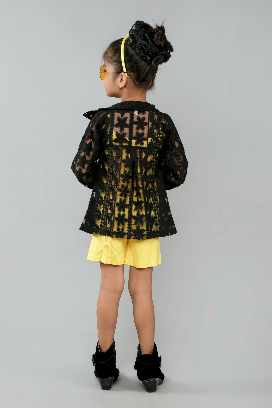 JUMPSUIT WITH FANCY BLACK CROCHETED LONG SHIRT