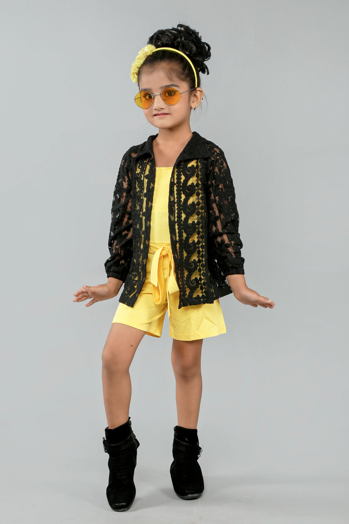JUMPSUIT WITH FANCY BLACK CROCHETED LONG SHIRT