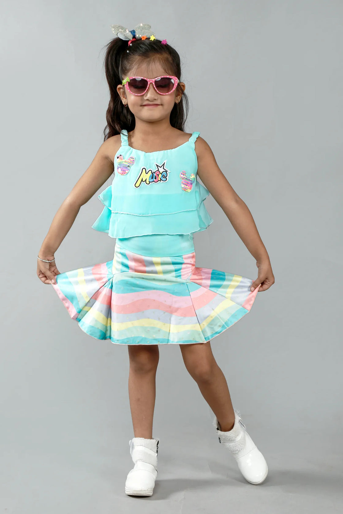 Eurynome Kidswear Girls – Music Tunic Top & Mini Skirt, Double Frill Toons Top, Rainbow Foil Pleated Skirt, Multicolour Sequins, Ages 3-6.