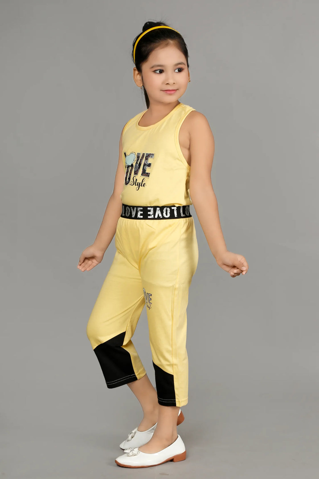 Eurynome Kidswear Girls – Stylish Love Top & Pant Set, Sporty Tank, Bold “LOVE” Waistband, Trendy Colorblock Capris, Playful Summer Comfort Ages 3-6.