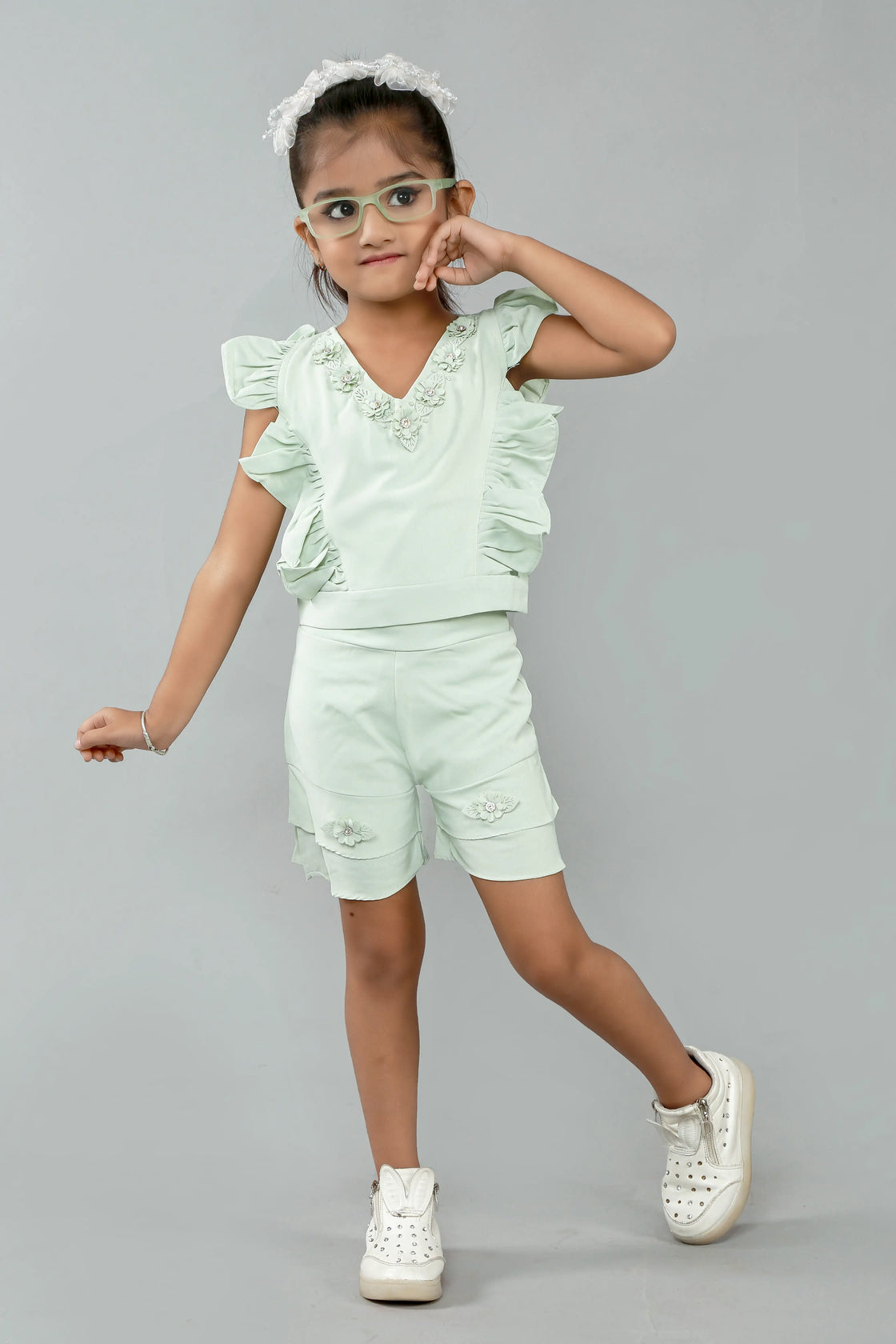 Eurynome Kidswear Girls – V-Style Floral Party Set, Handcrafted Flowers & Ruffle Top, Layered Chic Shorts, Luxe Chiffon Comfort, Ages 3-6