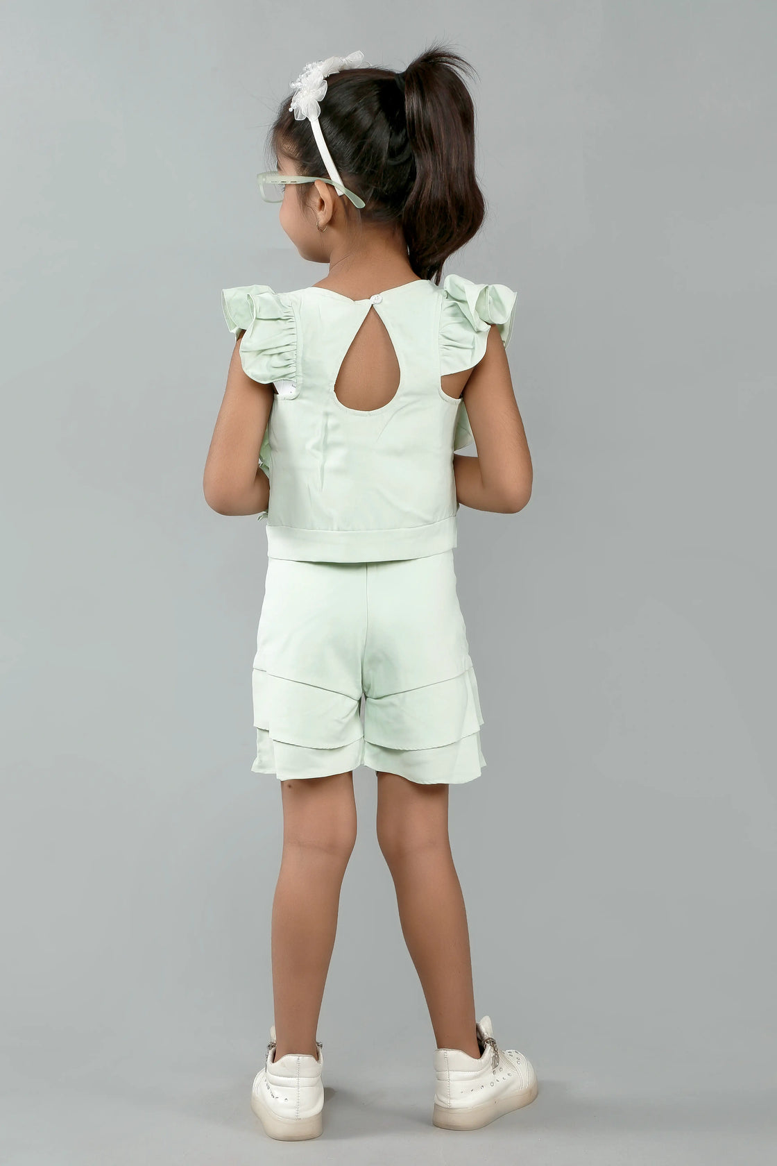 Eurynome Kidswear Girls – V-Style Floral Party Set, Handcrafted Flowers & Ruffle Top, Layered Chic Shorts, Luxe Chiffon Comfort, Ages 3-6